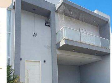 Casa · 139m² · 3 Quartos · 4 Vagas · Casa em Condomínio fechado|Centro Bom Jesus dos Perdões