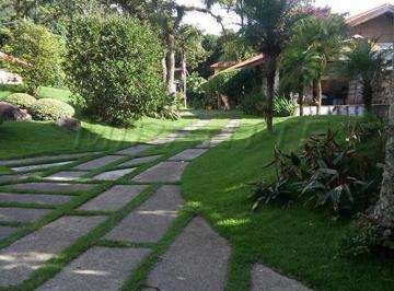 6ce05c2cbe2686754ee3169586f0e215.jpg · Casa terrea de 640m² com 3 quartos