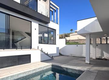 Foto 36 · Casas de Condomínio para alugar com Piscina e 5 quartos, 342 m² - Parque das Quaresmeiras