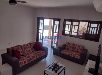 Casa · 240m² · 3 Quartos · 10 Vagas · Casa Jardim Santa Maria 3 dormitórios sendo 3 suítes