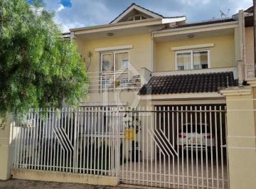 Casa · 157m² · 3 Quartos · 2 Vagas · SOBRADO À VENDA EM UVARANAS