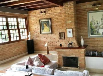 d81f52d64fa4a91eca4715ea5add523773edee6f · Casa com 3 dormitórios à venda por R$ 2.000.000,00 - Olaria - Itapecerica da Serra/SP