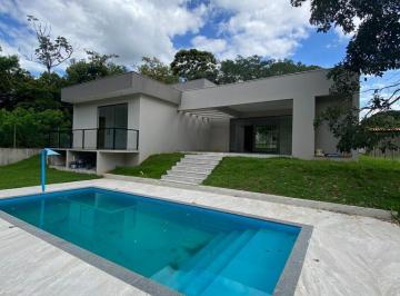 Casa · 180m² · 3 Quartos · 2 Vagas · Casa de Condomínio em Conominio Estâncias da Mata  -  Jaboticatubas