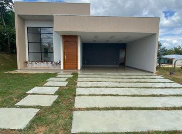 Casa · 231m² · 3 Quartos · Casa de Condomínio em Condominio Vale do Luar - Jaboticatubas, MG