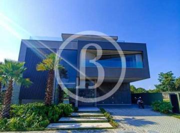 Casa · 1200m² · 5 Quartos · 3 Vagas · Casa à venda - na Barra da Tijuca