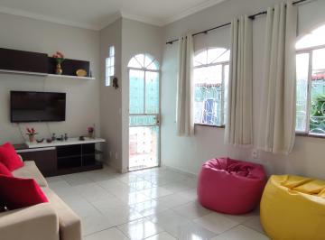 Casa de 3 quartos, Manaus · Casa 3 dormit. sendo uma suíte no Conj. Hileia 1 R$ 390.000,00 Financiável.