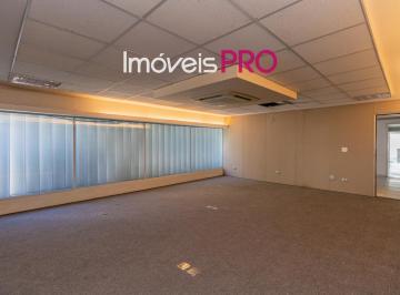 Comercial · 551m² · Imóvel Comercial à 300 metros do metrô Santa Cruz (ZEU)! Ótima oportunidade!