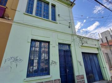 2023030816403121954.jpg · Casa para Venda em Pelotas, Centro, 3 dormitórios, 2 banheiros, 1 vaga