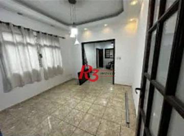 70b8aaa28427938373343b67d005e7529d50c496 · Excelente casa de 3 dormitórios à venda no Bom Retiro em Santos.