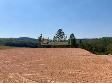Foto 01 · Belíssimo terreno dentro de condomínio, 4.560m² em Mairinque-SP