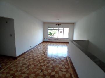 Casa · 100m² · 3 Quartos · zona leste, ótima localização, aluga para residencia ou comercio