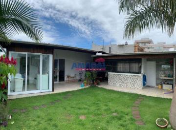 Casa · 216m² · 2 Quartos · 8 Vagas · Casa no condomínio Lago Dourado para venda