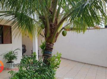 Casa · 142m² · 3 Quartos · 3 Vagas · Casa à Venda no bairro Parque Ecológico.