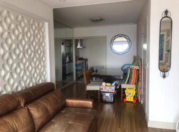 Casa · 153m² · 3 Quartos · 3 Vagas · Sobrado com 3 Suítes na Vila Gumercindo.