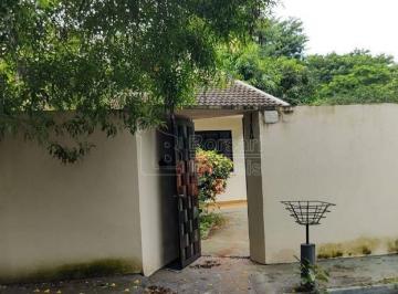img0 · Casa Padrão em Araraquara