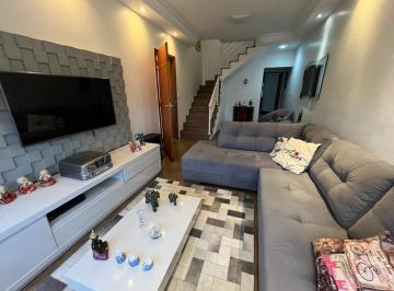 Casa de 3 quartos, São Paulo · Sobrado à Venda no Jardim Têxtil com 160 m², 3 Quartos, 1 Suíte, 4 Vagas