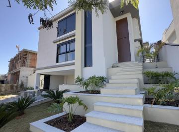Casa · 319m² · 4 Quartos · 6 Vagas · Casa à venda no Alphaville Dom Pedro III, com projeto espetácular!