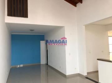 Casa · 145m² · 3 Quartos · 2 Vagas · Casa com 3 dormitórios
