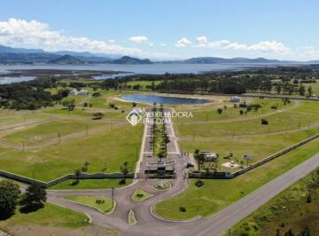 00 - · Terreno de 576 m² de frente para o lago no Condomínio Residencial Parque das Figueiras
