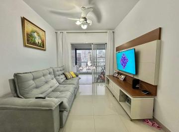 sala para 2 ambientes com varanda · Apartamento à venda no Pompéia em Santos.