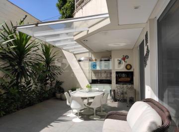 Casa · 380m² · 3 Quartos · 3 Vagas · Casa em Condominio à Venda no Campo Belo - 380 m²