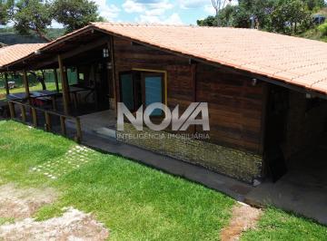 Rural de 3 quartos, Santo Antônio do Descoberto · Chácara encantadora com acesso ao lago e casa principal rústica e sofisticada 