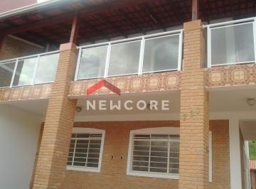 Casa · 232m² · 5 Quartos · 10 Vagas · Sobrado em Rua São Benedito - Centro - Caraguatatuba/SP