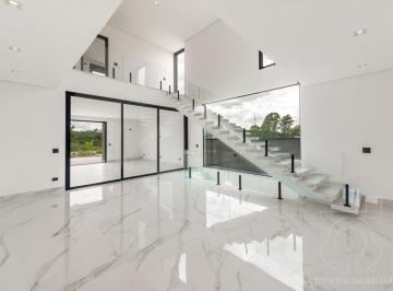 Casa · 486m² · 4 Quartos · 5 Vagas · Casa de Condomínio em São Paulo II - Cotia, SP