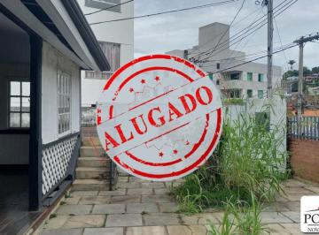 2023/04/a95a6cde7431b0f8d02dc9a5b9b6955f.jpg · Casa para alugar, pode ser Comercial e também Residencial.
