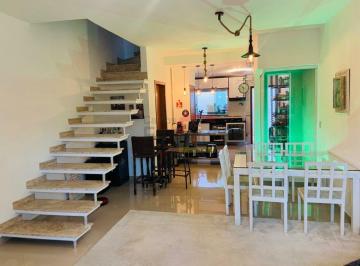 Casa · 180m² · 3 Quartos · 3 Vagas · SOBRADO NO HORTO FLORESTAL COM 3 SUÍTES E 3 VAGAS DE GARAGEM