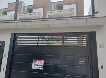 Casa · 95m² · 3 Quartos · 2 Vagas · Sobrado á venda na Água Fria - 3 quartos e duas vagas de garagem.