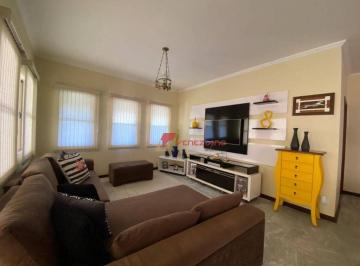 5a6585203a0a5dcf592d5b519b849ca4926e041e · Casa com piscina à venda- Centro - Águas de São Pedro/SP