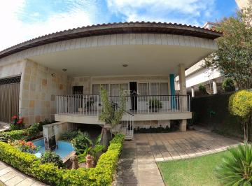 Casa de 3 quartos linear para venda no Centro - Campos dos Goytacazes, RJ · Casa em Centro - Campos dos Goytacazes
