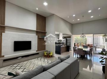 Casa · 427m² · 3 Quartos · 6 Vagas · Casa à venda com 3 suítes no Condomínio Reserva dos Lagos em Pindamonhangaba/SP.