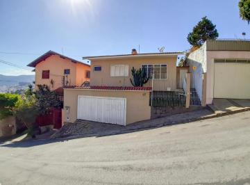 Casa · 169m² · 3 Quartos · 2 Vagas · Casas Padrão em Poços de Caldas