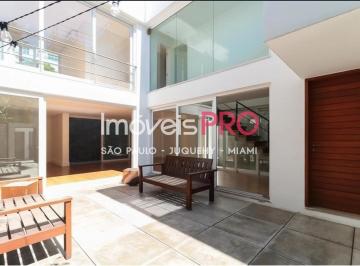 Casa · 220m² · 3 Quartos · 3 Vagas · Campo Belo - Casa com 3 suíte(s), 3 dormitório(s) e 3 vaga(s) de garagem, para venda