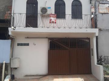 Casa en Venda de 4 quartos Japiim · Casa no Japiim de 4 quartos