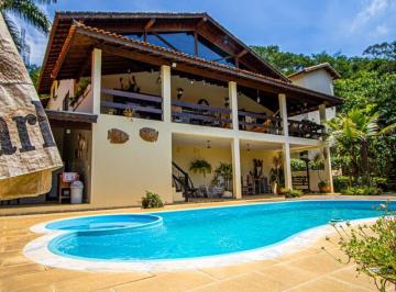 Casa de 4 quartos, Guararema · Casa no Condomínio Alpes em Guararema SP.