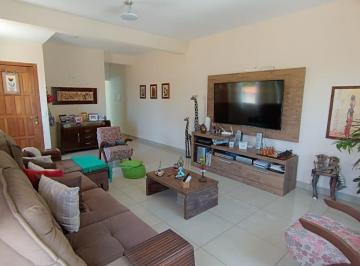 28305_i9lW628O5HKx41dA_28305642305f352695.jpg · Casa Residencial de 4 dorms no bairro Trindade