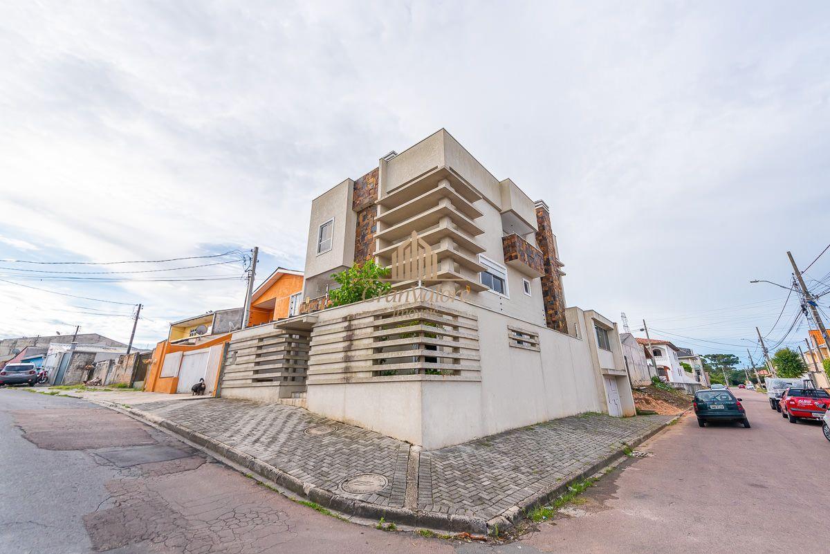 Sobrado para Venda - São José dos Pinhais / PR no bairro Cidade Jardim, 3  dormitórios, sendo 1 suíte, 3 banheiros, 2 vagas de garagem, área total  145,00 m², área útil 107,00 m²