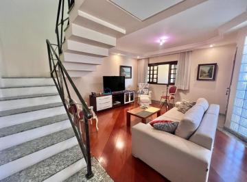 Casa · 157m² · 4 Quartos · 2 Vagas · Casa Grande 145m² Vila Santa Catarina- 4 dormitórios sendo 1 no térreo com banheiro