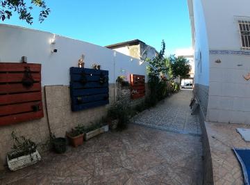 Casa duplex de 3 quartos para locação no Parque João Maria - Campos dos Goytacazes, RJ · Conjunto de 3 Casas para venda - Campos dos Goytacazes,RJ
