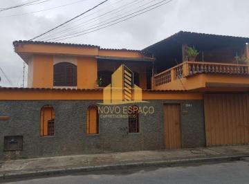 Casa · 250m² · 11 Quartos · 2 Vagas · Casa à venda - 5 unidades Lagoa