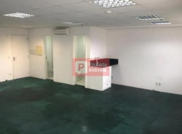 Photo 1 · Sala comercial de 65m², para locação, próximo a estação Santo Amaro linha lilás