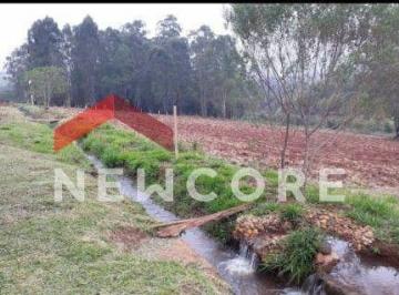 Rural · 82m² · 1 Quarto · 2 Vagas · Sítio em próximo antiquário - alto da serra - São Pedro/SP