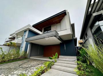 Casa · 261m² · 4 Quartos · 4 Vagas · Sobrado à venda no bairro Condomínio Belvedere II - Cuiabá/MT