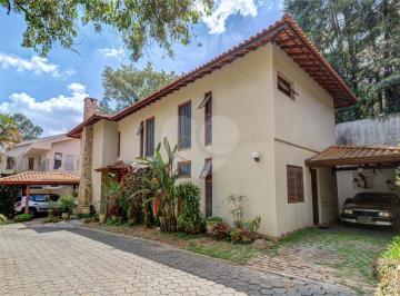 Área de Serviço · Condomínio com 3 quartos à venda em Jardim dos estados - SP