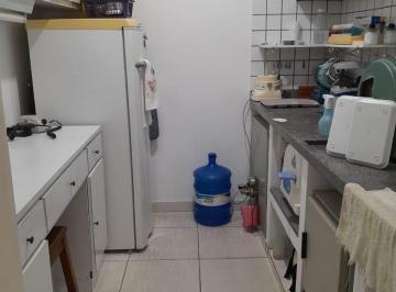 2023/03/773c3d3306c73d8b834503404c01f9ff.jpg · COMERCIAL - CENTRO
