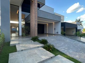 Casa de 3 quartos, Águas Claras · Casa alto padrão em Arniqueiras