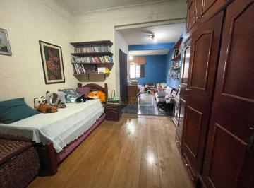 Casa · 347m² · 4 Quartos · 2 Vagas · Casa espacosa na Encruzilhada